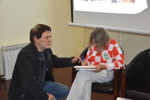 2016-12-20 Osijek-Nina knjiga-DSC 0397-s